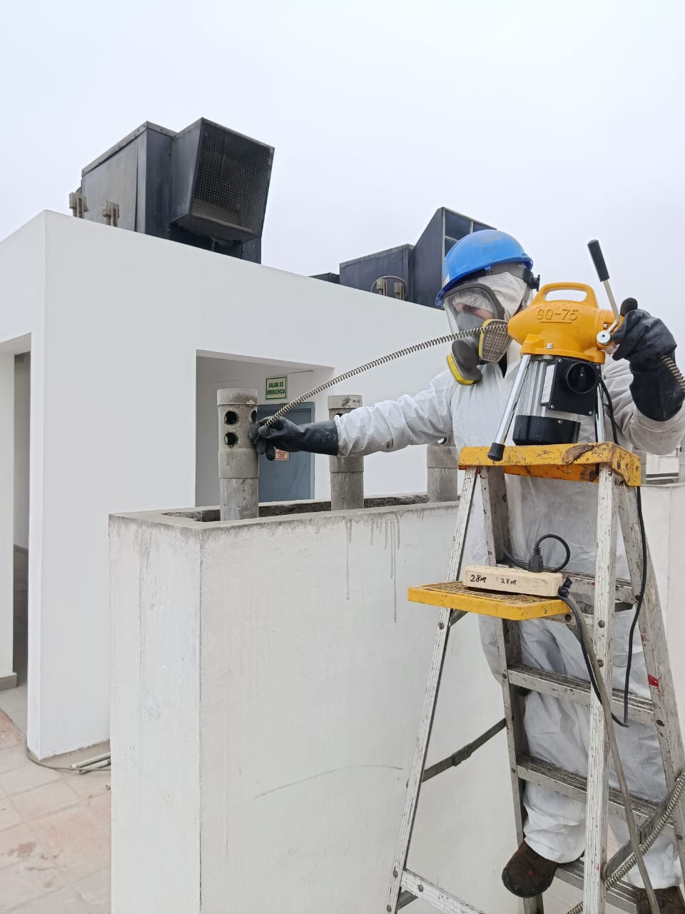 Mantenimiento de troncales de desagüe Mantenimiento de troncales de desagüe